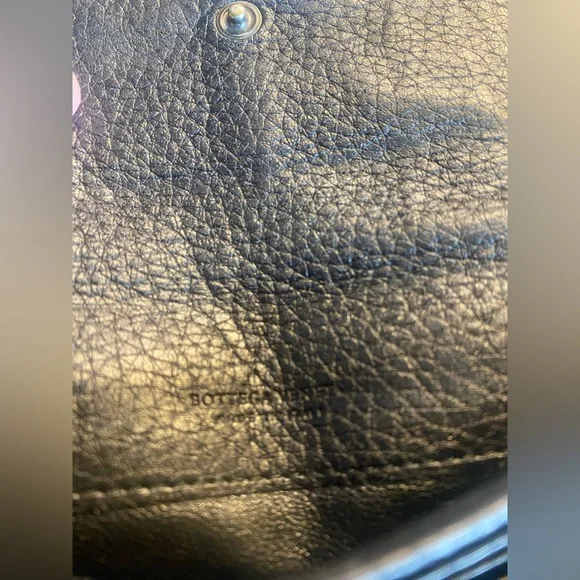 Bottega Veneta Intrecciato
Long Flap Wallet In black
Leather - Picture 11 of 15